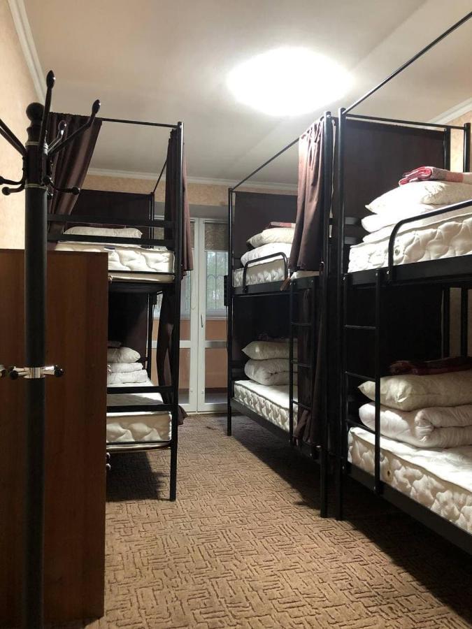 Field HOSTEL Kiev Buitenkant foto